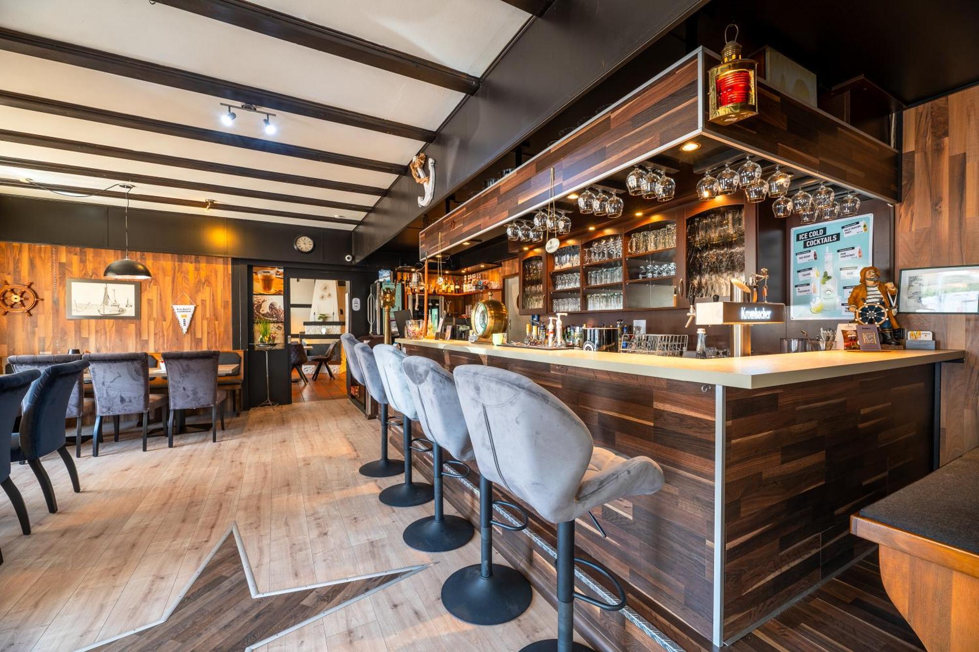 K357 - Hotel & Restaurant "Zur Post" In Otterndorf Bei Cuxhaven エクステリア 写真